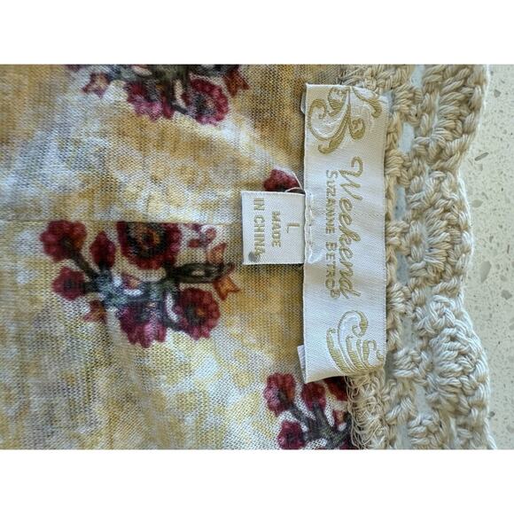 Suzanne‎ Betro Weekend Women’s Large Cream Pink Floral V-Neck - Picture 9 of 10